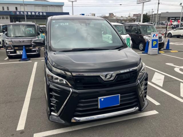 2017 Toyota Voxy ZS