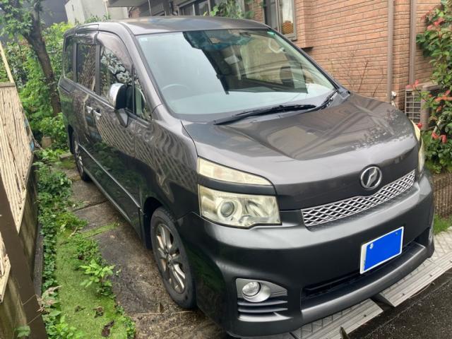 2012 Toyota Voxy Special ZS Kirameki 2