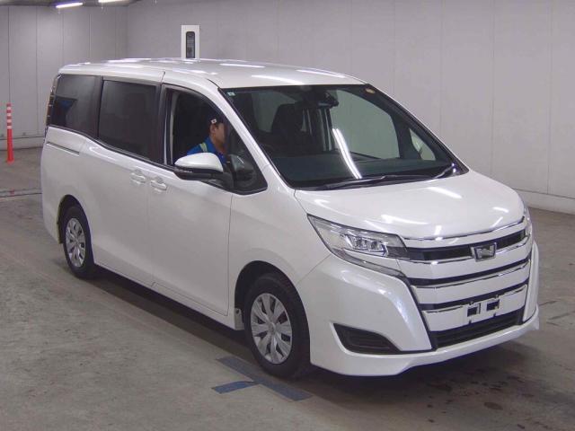 2021 Toyota Noah X