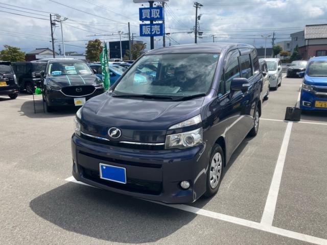 2011 Toyota Voxy X L Edition