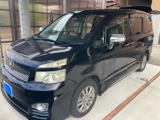 2012 Toyota Voxy Special ZS Kirameki 2