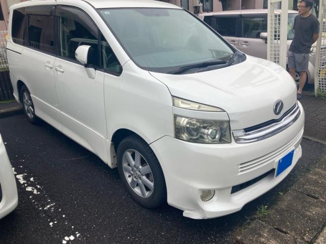 2007 Toyota Voxy ZS