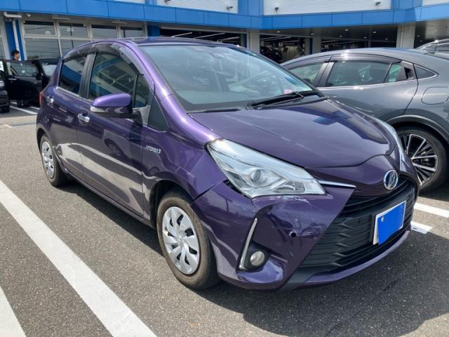 2019 Toyota Vitz Hybrid Special Hybrid F Safety Edition 3