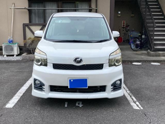 2010 Toyota Voxy ZS