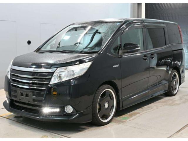 2016 Toyota Noah Hybrid Hybrid G 10-inch Navi Rear Monitor Aero