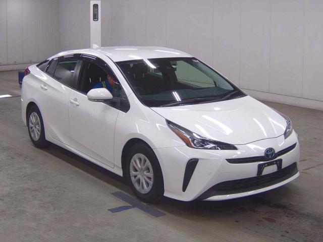 2021 Toyota Prius E