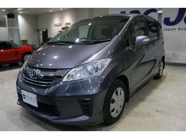 2014 Honda Freed G Just Selection Genuine Navigation TV Both Power Sliding HID Headlights Late Model 1Owner