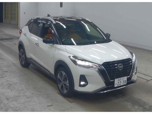 2021 Nissan Kicks e-POWER X Two-Tone Interior Edition