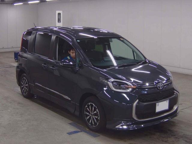 2025 Toyota Sienta Hybrid Hybrid Z