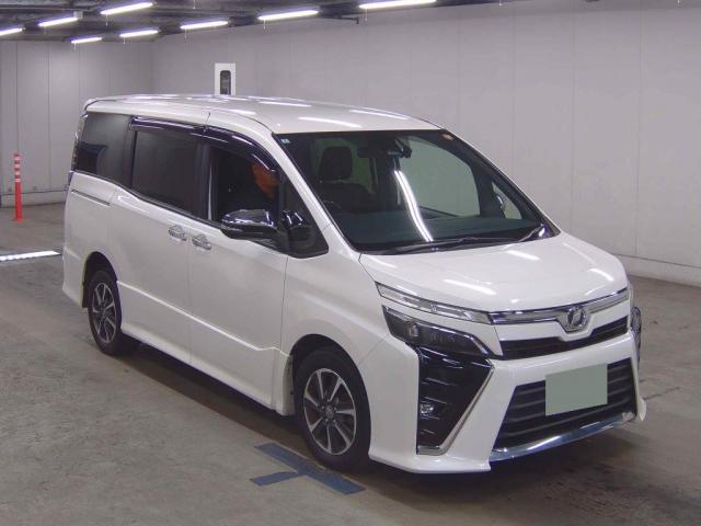 2018 Toyota Voxy ZS Kirameki
