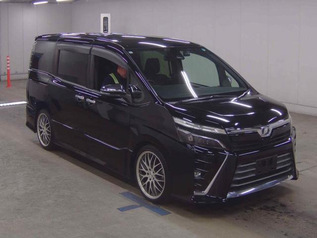 2018 Toyota Voxy ZS Kirameki