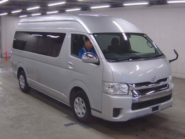2019 Toyota Hiace Wagon Grand Cabin