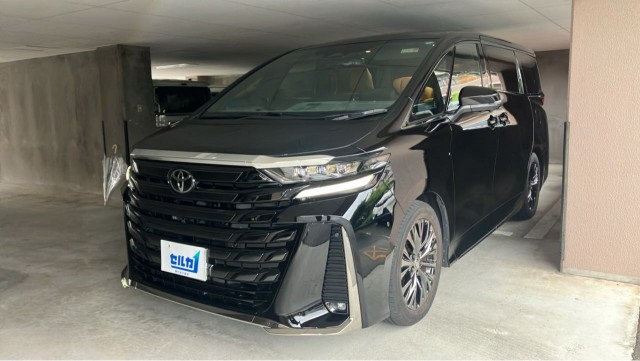 2024 Toyota Vellfire Hybrid Z Premia