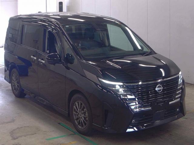 2024 Nissan Serena e-POWER e-POWER Luxion