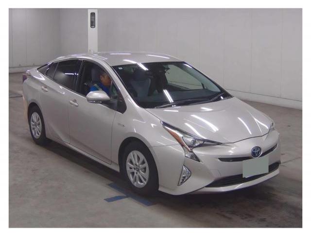 2017 Toyota Prius S Safety Plus