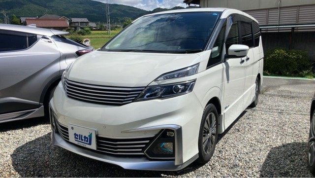 2017 Nissan Serena Rider Pro Pilot Edition