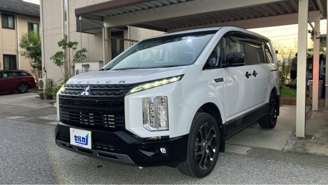 2024 Mitsubishi Delica D5 Chamonix