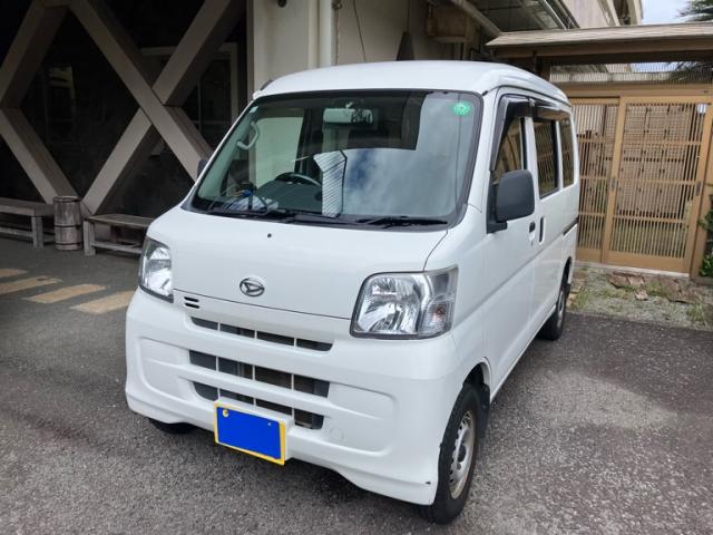 2014 Daihatsu Hijet Cargo Deluxe