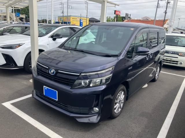 2014 Toyota Voxy Hybrid Hybrid V