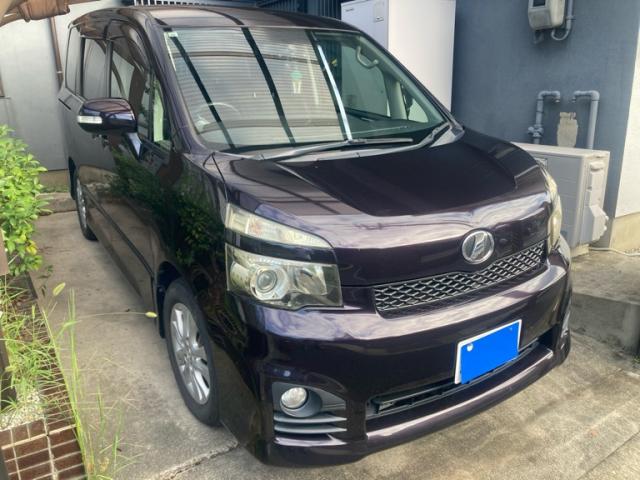 2011 Toyota Voxy ZS