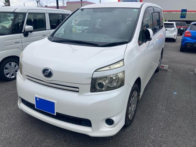 2008 Toyota Voxy X L Edition