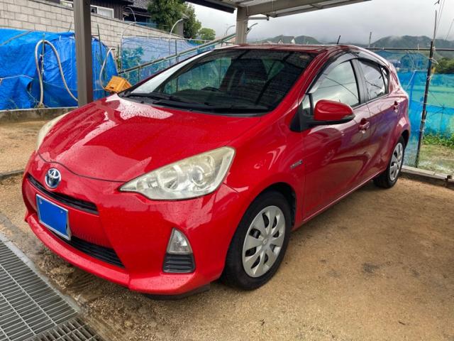 2012 Toyota Aqua G