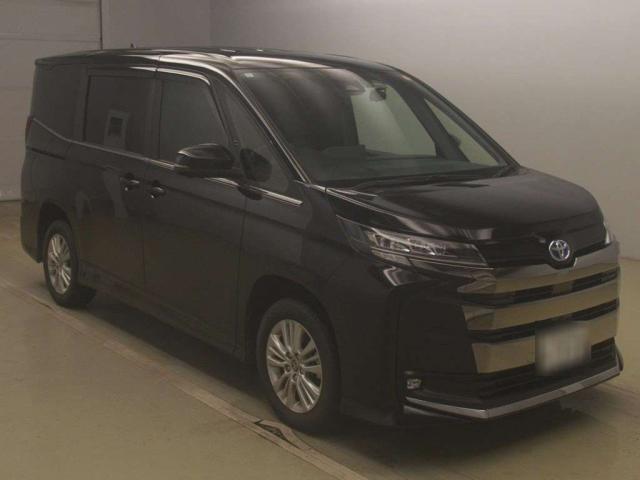 2022 Toyota NOAH Hybrid S-Z 4WD