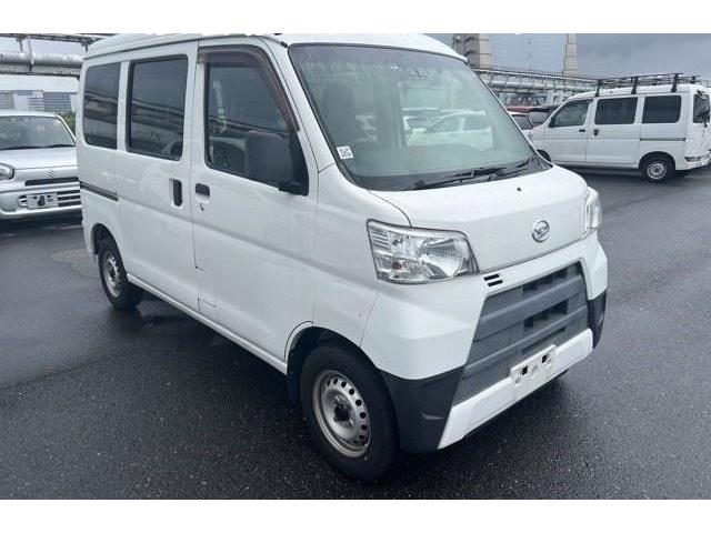 2018 Daihatsu Hijet Cargo High Roof Special Clean SA3