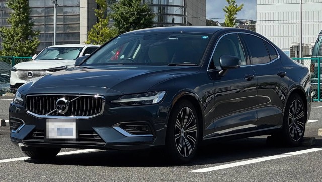 2022 Volvo S60 B5 Inscription