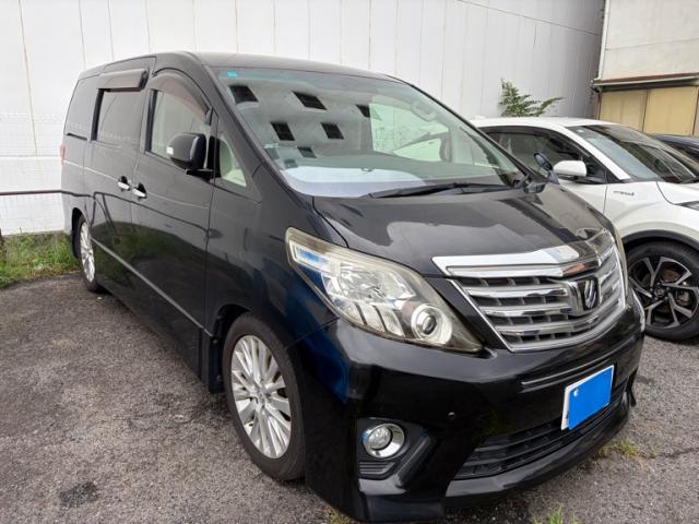 2013 Toyota Alphard 240S