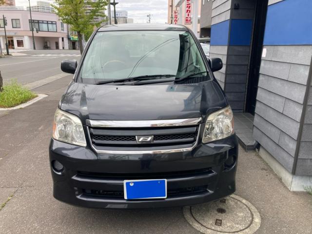 2005 Toyota Noah X