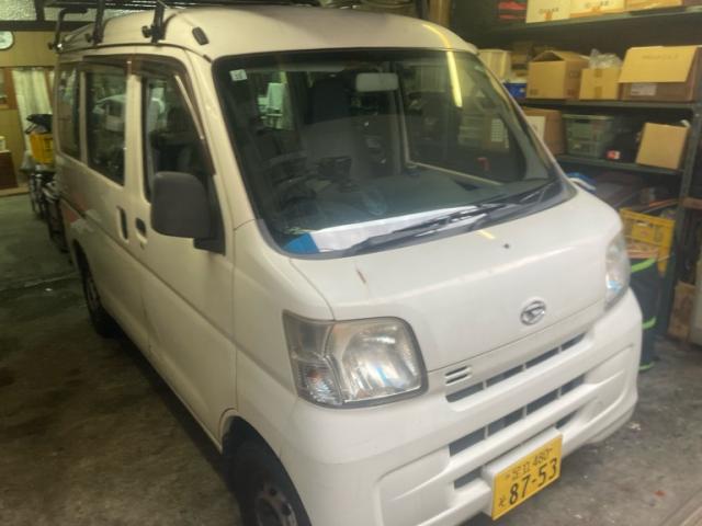 2014 Daihatsu Hijet Cargo 2-Seater Clean