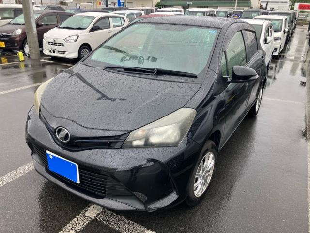 2016 Toyota VITZ F