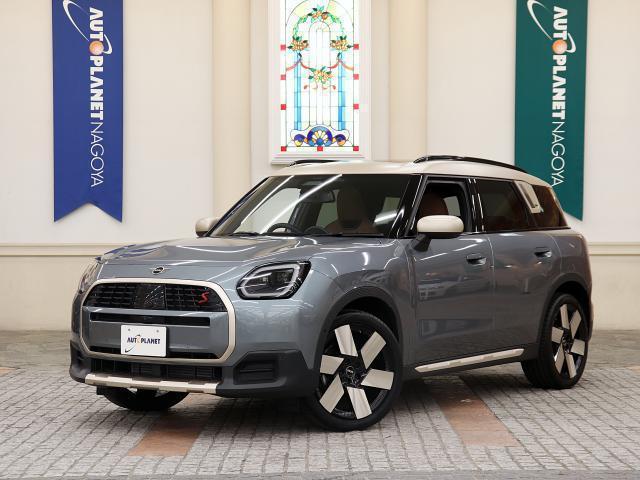2024 MINI Countryman Countryman S ALL4 Favored Trim