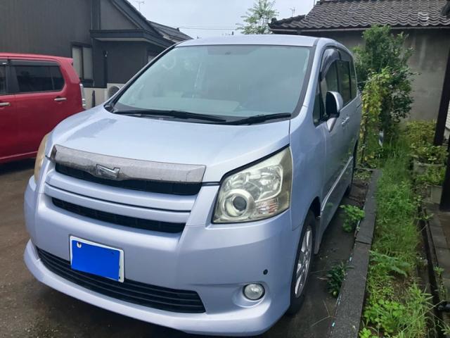 2010 Toyota Noah Special Edition S_G Edition