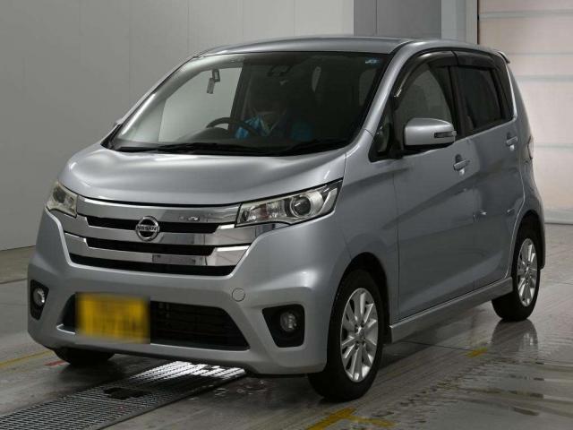 2015 Nissan Dayz HighWayStar Highway Star X V Selection + Safety 2