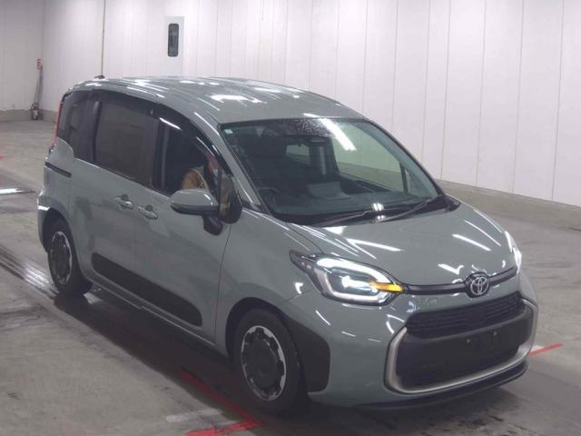 2023 Toyota Sienta Z
