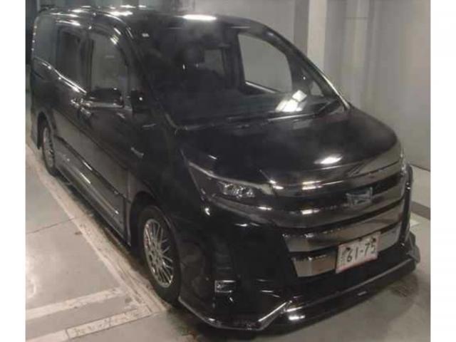 2018 Toyota Noah Hybrid Hybrid Si Double Bee 10 inch Navigation R Monitor Aero