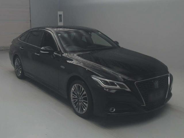 2020 Toyota Crown Hybrid G-Executive