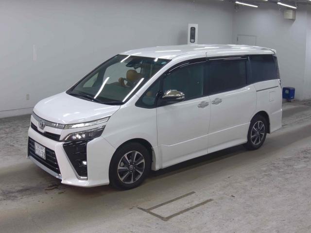 2021 Toyota Voxy ZS Kirameki?