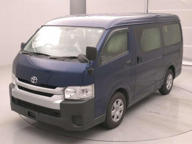 2017 Toyota Hiace Wagon DX