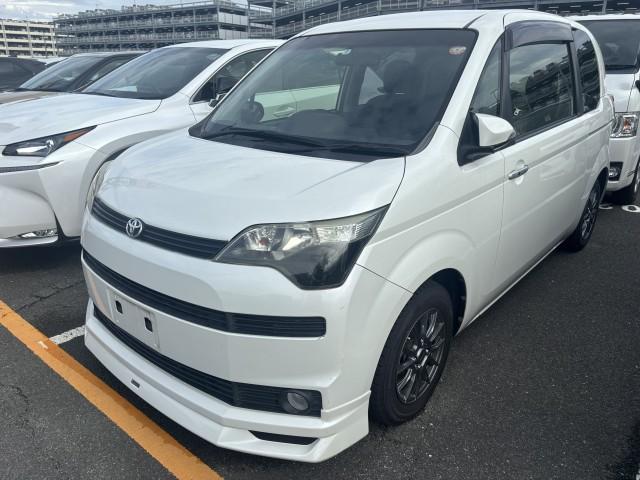 2014 Toyota Spade F