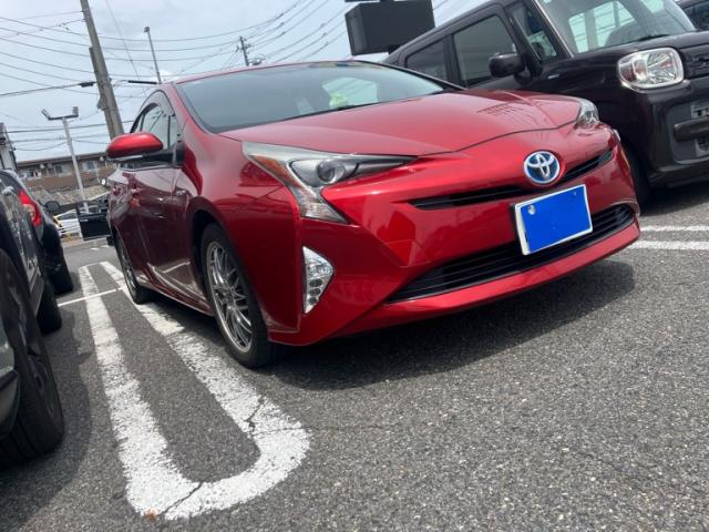 2016 Toyota Prius S Touring Selection