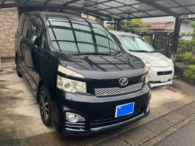 2012 Toyota Voxy Special ZS Kirameki 2