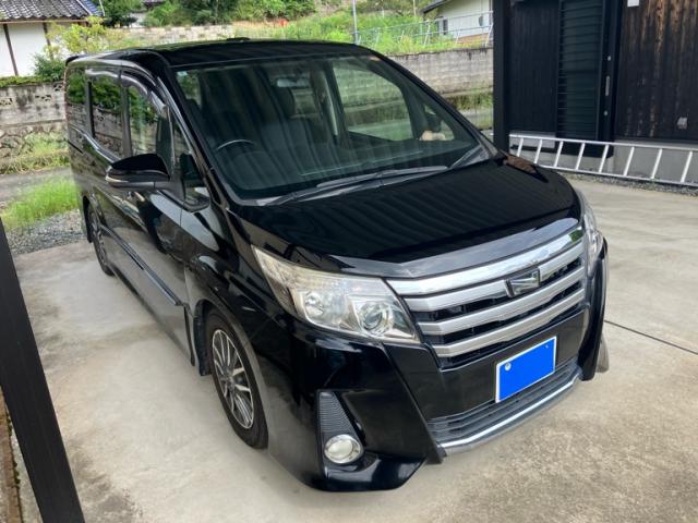 2014 Toyota Noah Si