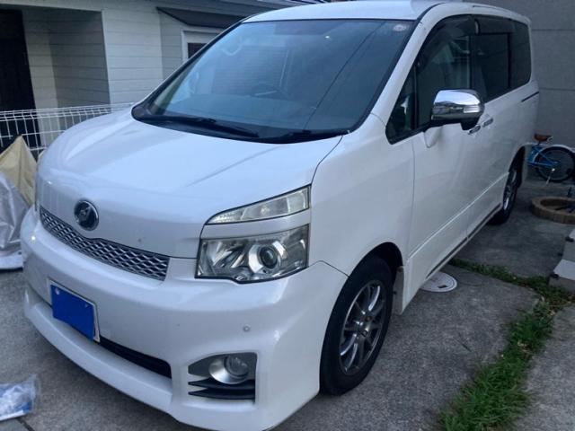 2012 Toyota Voxy Special ZS Kirameki 2