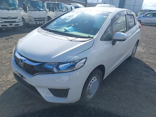 2017 Honda Fit 13G F Package 4WD ECVT