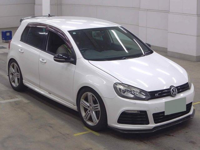 2011 Volkswagen VW Golf 5HB R