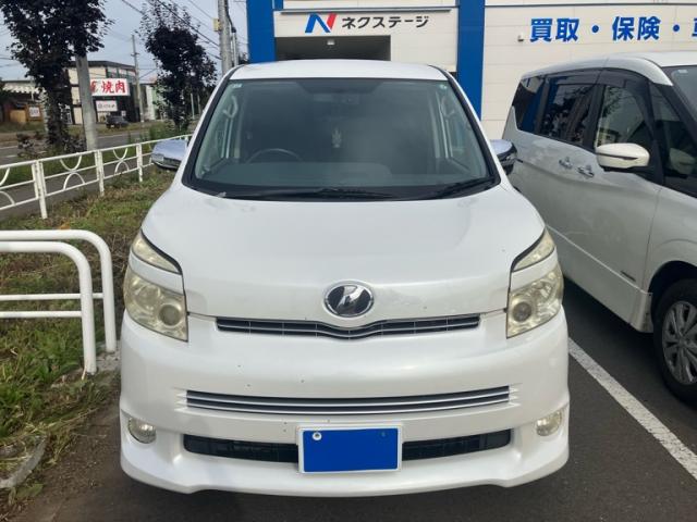 2009 Toyota Voxy Special ZS Kirameki 2