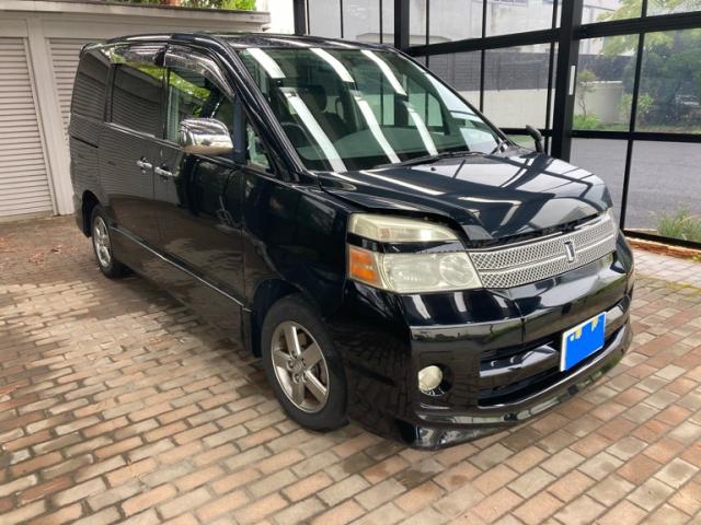 2006 Toyota Voxy Special Z Kirameki